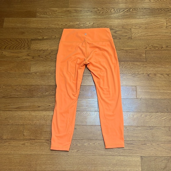 Wunder Under High Rise 25” Lululemon Leggings - Picture 3 of 5